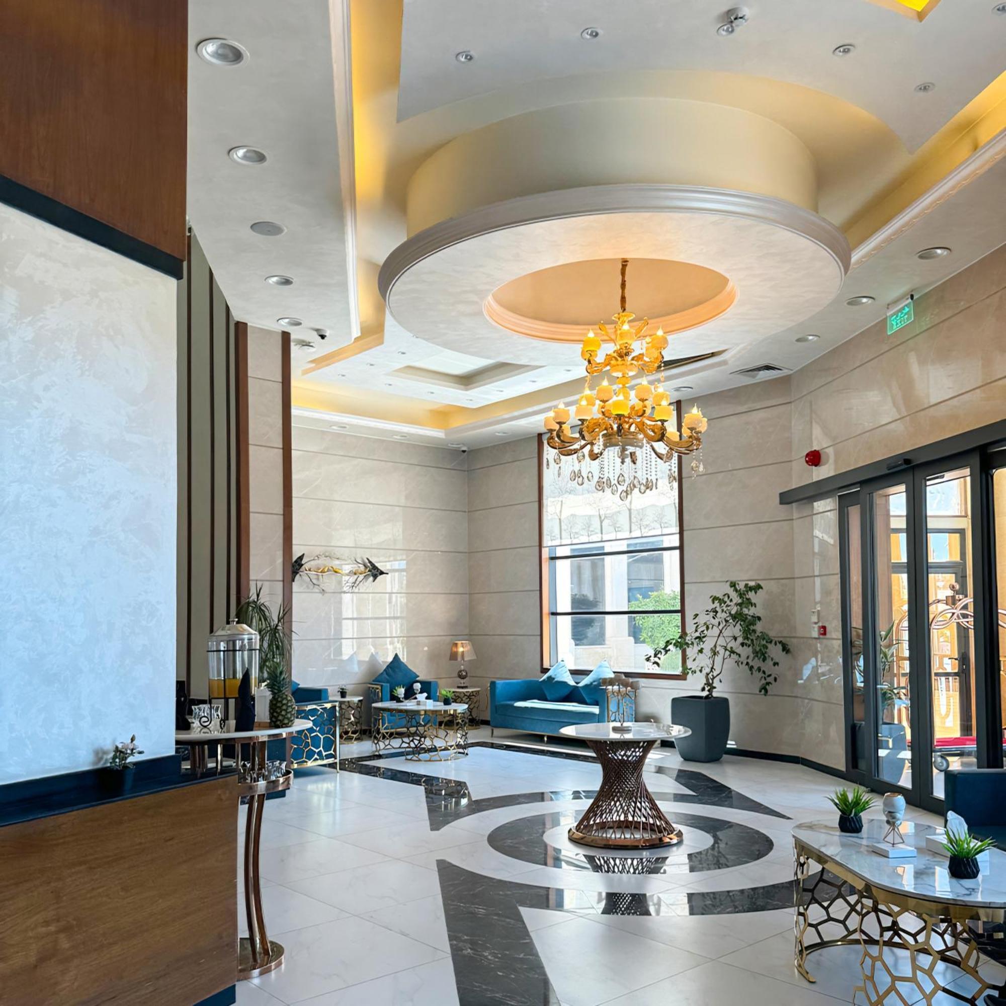 Hotel Opal